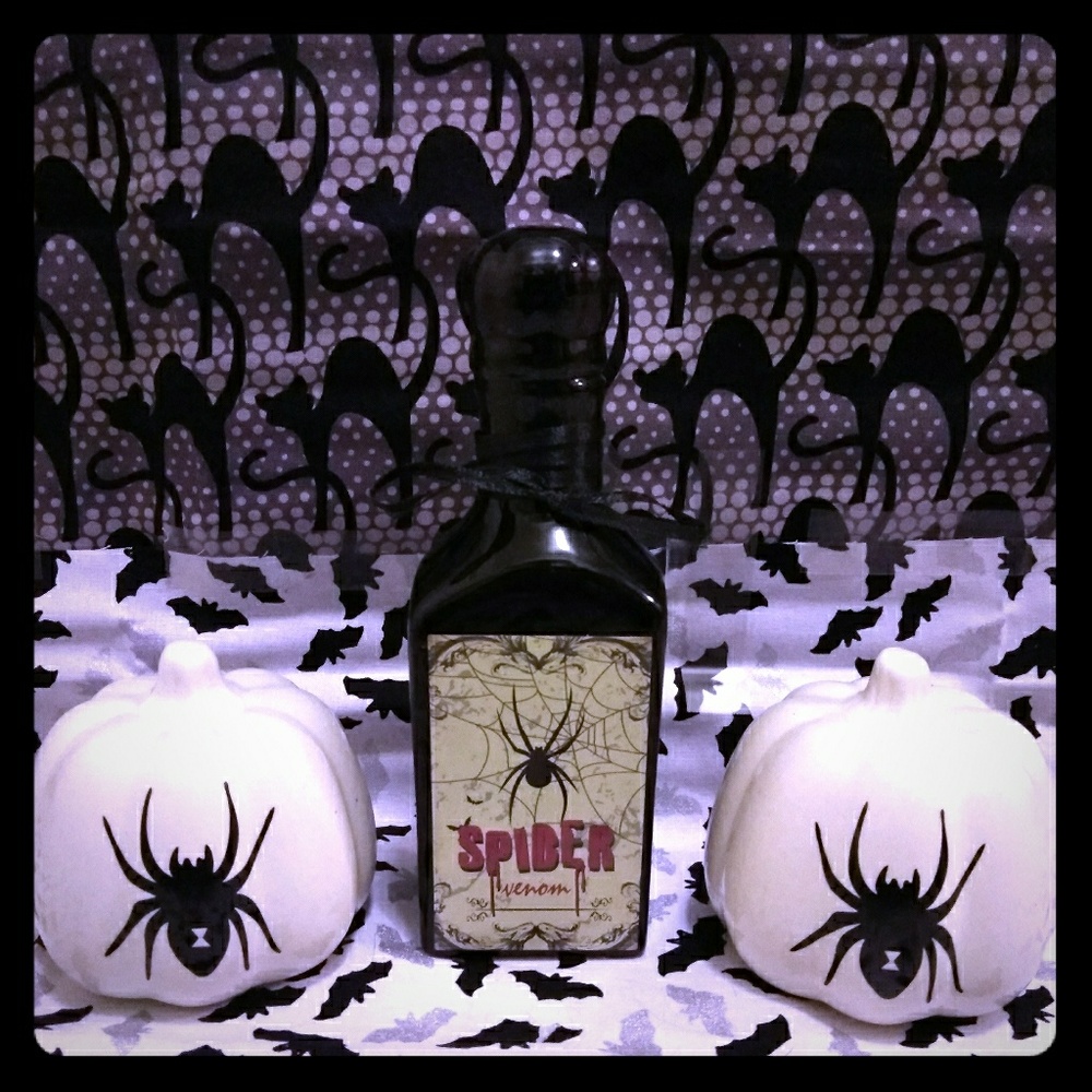 *SOLD* Spider Venom Bottle & Glass Pumpkins
